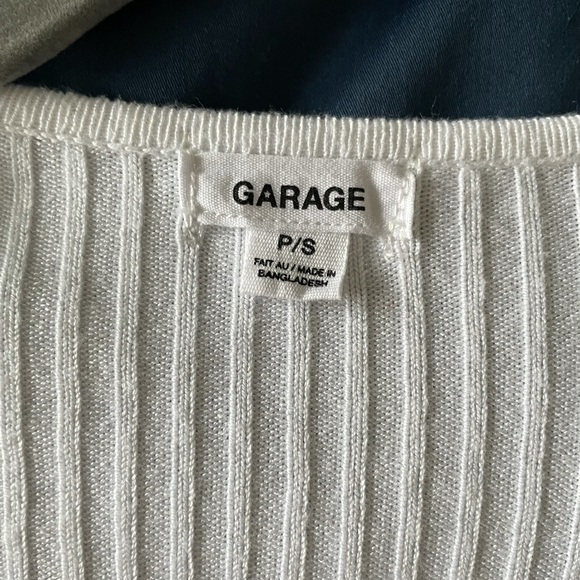Garage White front tie crop top - Picture 5 of 7
